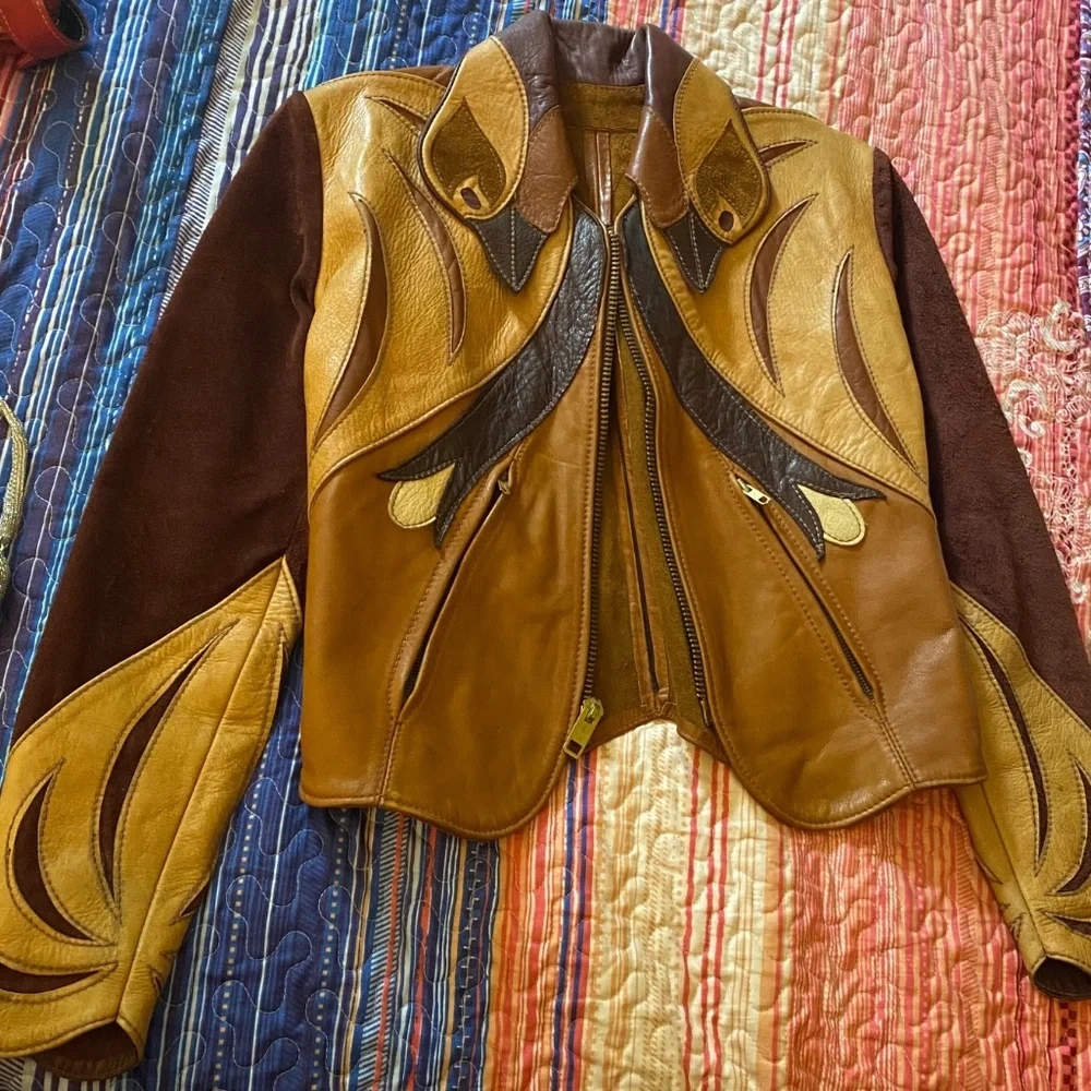 1970s Vintage Original East West Musical Instruments Leather Jacket - Picture 6 of 16